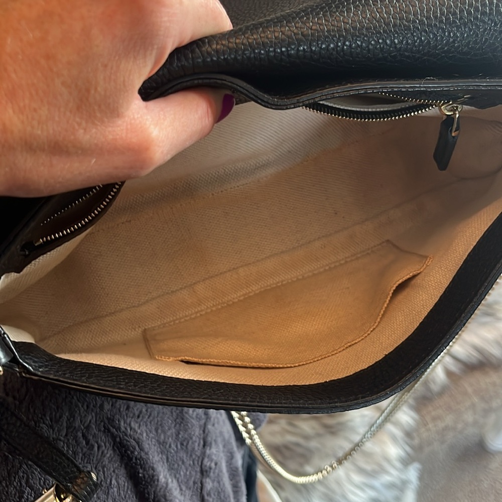 Gucci Soho Interlocking GG Black Leather Gold Chain Flap Shoulder Bag Purse - Picture 14 of 17